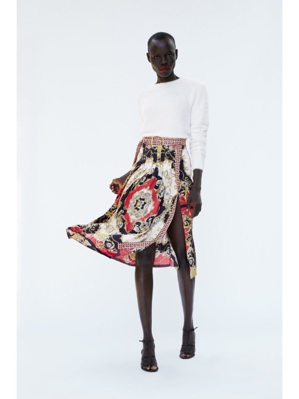 NWOT Zara Woman pleated print skirt with removable belt, S